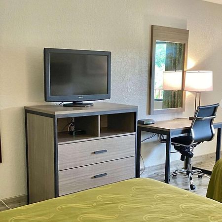 Quality Inn St Augustine Outlet Mall Сент-Огастин Экстерьер фото